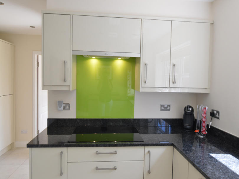 Contour Kitchen in Linen and Baltic Eggshell