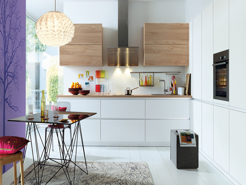 Contour Kitchen in Linen and Baltic Eggshell